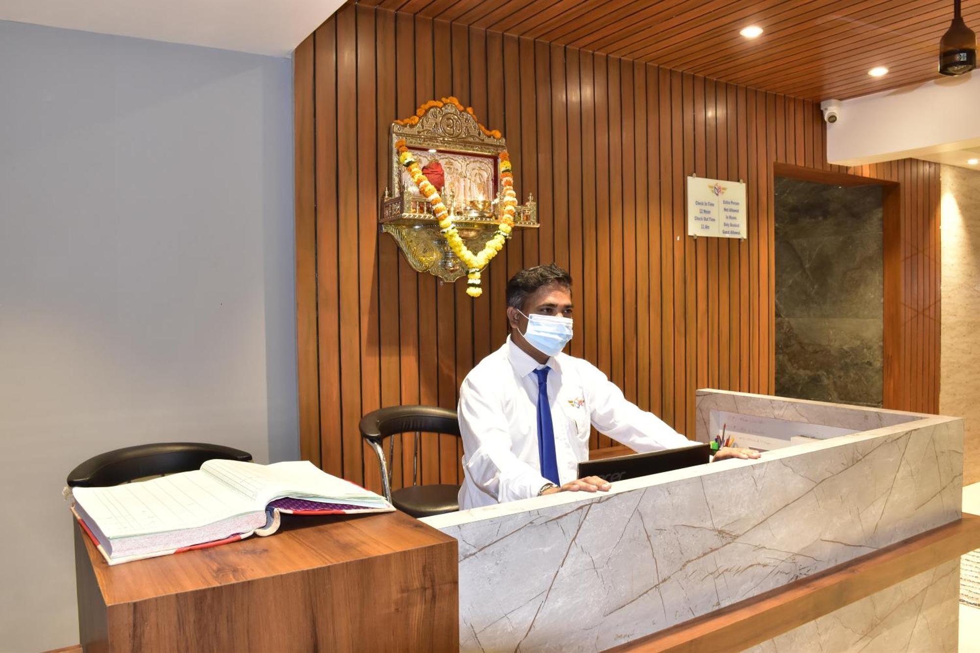 Hotel Candor Amigo Airoli Mind Space Navi Mumbai Exterior foto